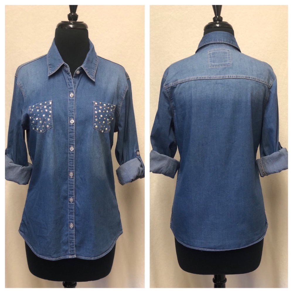Mid-sleeved Blue Shirt (denim-like)